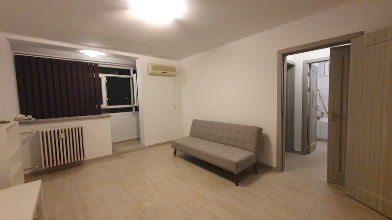 Drumul Taberei, langa parc 2 cam, cf 1, mobilat, utilat, bloc cu 2 lifturi