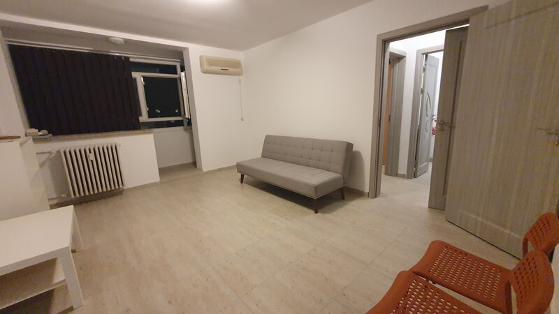 Drumul Taberei, langa parc 2 cam, cf 1, mobilat, utilat, bloc cu 2 lifturi