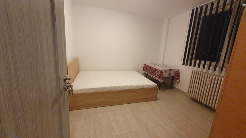 Drumul Taberei, langa parc 2 cam, cf 1, mobilat, utilat, bloc cu 2 lifturi